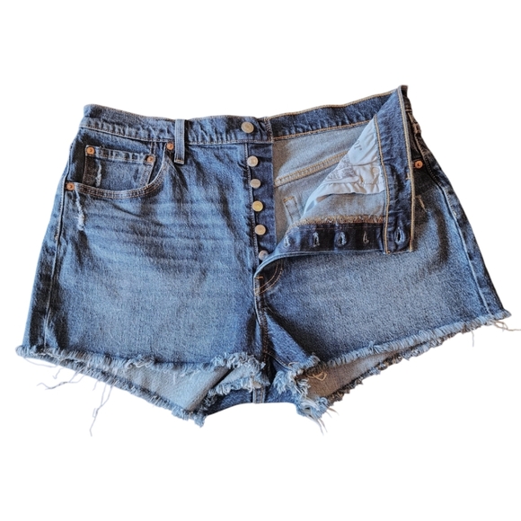 Levi's 501 raw hem button-fly high waist denim shorts 34" waist - Picture 3 of 12